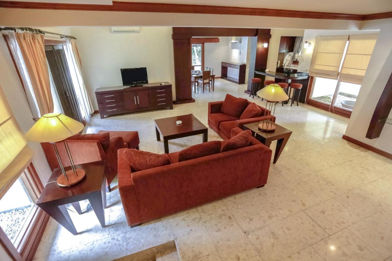 Whiz Prime Hotel Darmo Harapan Surabaja Exteriér fotografie