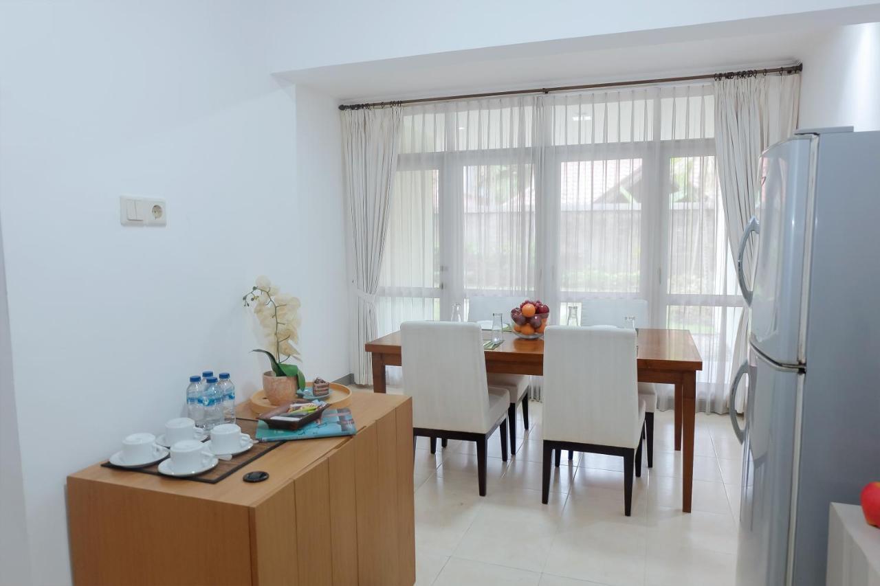 Whiz Prime Hotel Darmo Harapan Surabaja Exteriér fotografie