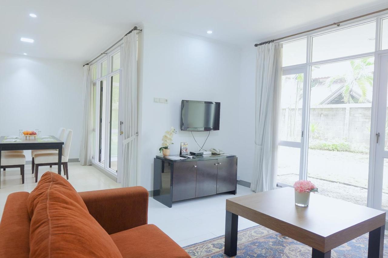 Whiz Prime Hotel Darmo Harapan Surabaja Exteriér fotografie