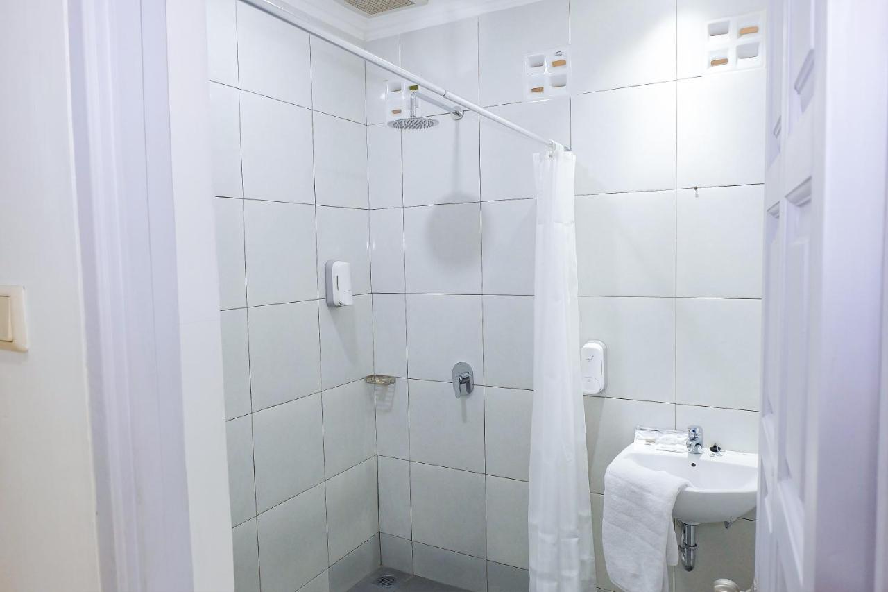 Whiz Prime Hotel Darmo Harapan Surabaja Exteriér fotografie
